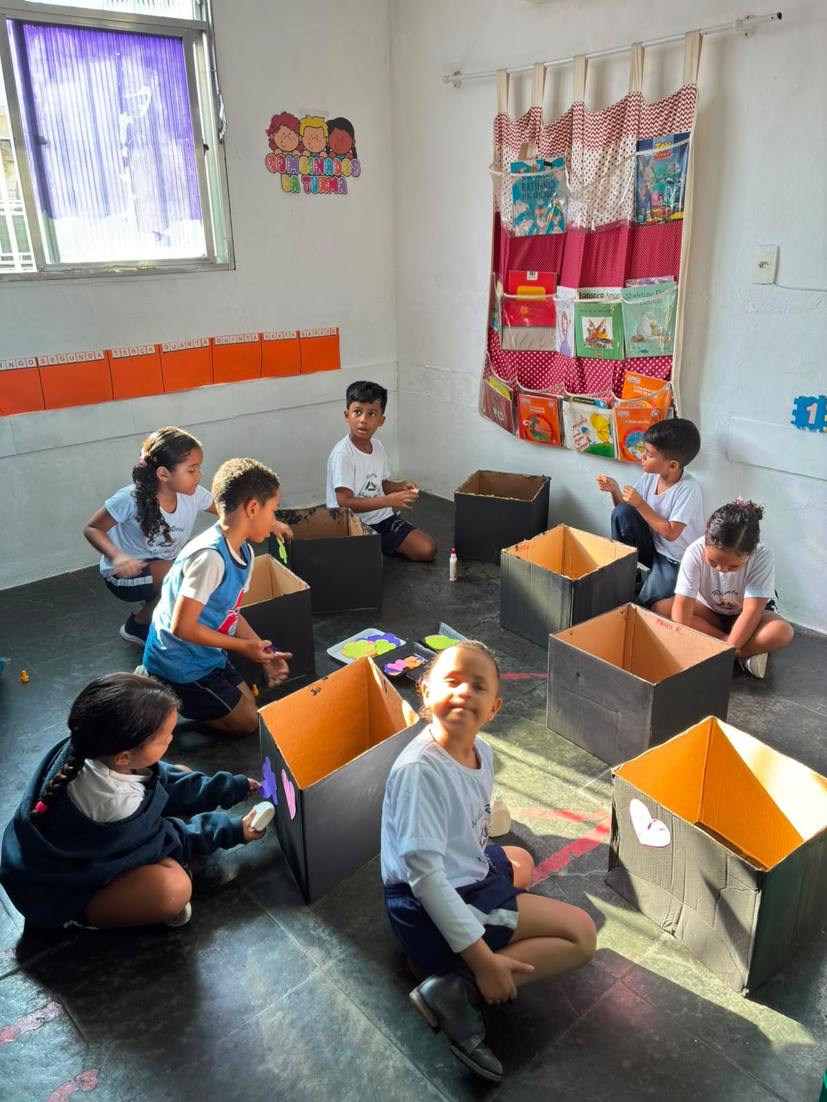 Experiência coletiva de descoberta na Escola Recanto Lápis de Cor — registro 5